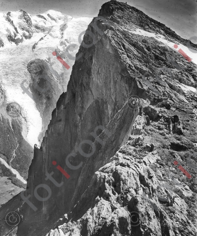 Gipfel des Brévent ; Summit of Brevent (simon-73-019-sw.jpg)